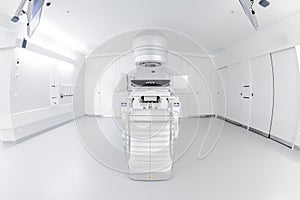 Advanced medical linear accelerator in the therapeutic oncology