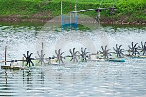 Aerator Water Turbine Wheel Fill Oxygen into Shrimp Farm Pond