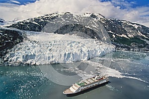 Aerial photo of Alaska Glacier Bay with cruise ship
