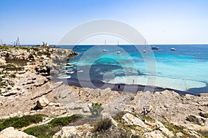 Antena de uno de la mayoría playas de islas Sicilia 