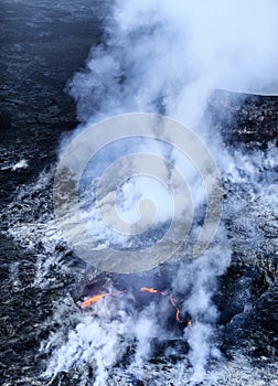 Antenne aus Vulkan explodiert 