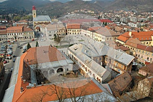 Vista aerea da una cavalla la città 