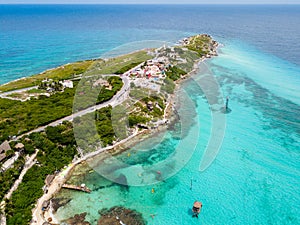 An aerial view of Isla Mujeres in Cancun, Mexico photo