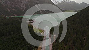 Aerial view Plansee lake in Austrian Alps. See Tirols Plansee. Plansee im Bezirk Reutte, Tirol, Osterreich innerhalb der