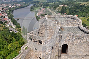 Letecký pohľad z hradu Strečno, Slovensko