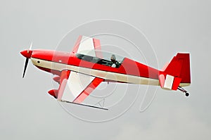 Aerobatic Show by Les Z. Vorosmarthy