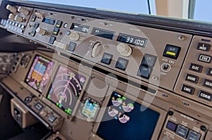 Aeroplane cockpit
