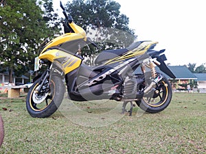 Aerox Motorcycle Yellow