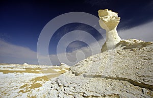 AFRICA EGYPT SAHARA FARAFRA WHITE DESERT