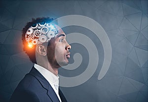 Americano emprendedor diente cerebro 