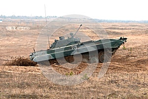 AFV BMP-2 moves