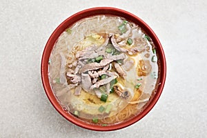 Aged rice wine thin noodles