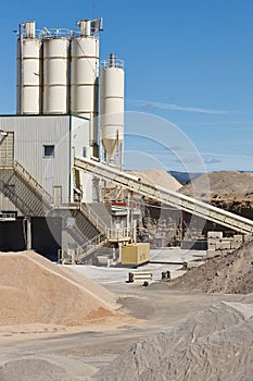 Aggregates plant factory. Gravel manufacturing. Quarry machinery