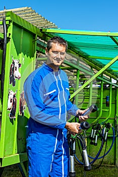 Agriculteur et son Ã©quipement de travail