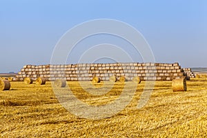 Agrícola paja chimeneas 