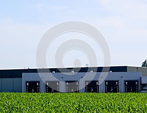 Agricultural loading docks