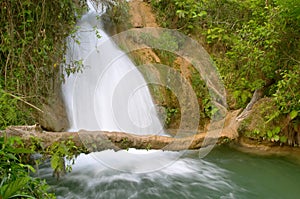 Agua Azul waterfall photo
