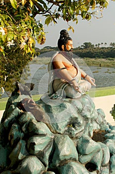 The ahathiya statue in the Grand aged dam of Kallanai constructed by king karikala chola with granite stone.
