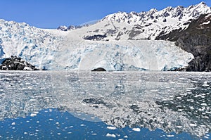 Aialik glacier, Kenai Fjords National Park (Alaska) photo