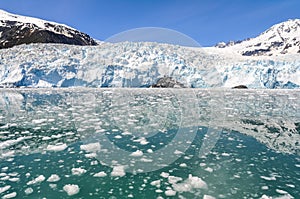 Aialik glacier, Kenai Fjords National Park (Alaska) photo