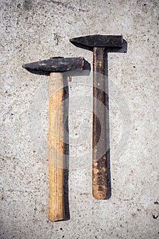 Aid for technical equipment, steel hammers