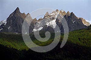 Aiguilles du Chamonix photo
