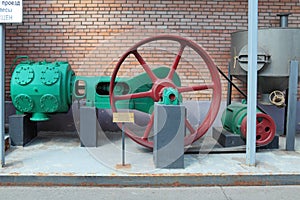 Air compressor for cleaning and purging of barley