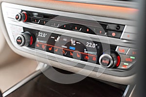 Air con controls