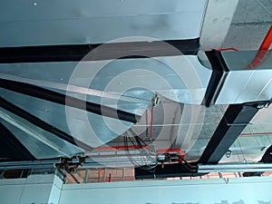 Air condition duct and other services above ceiling level