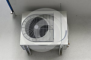 Air conditioner compressor