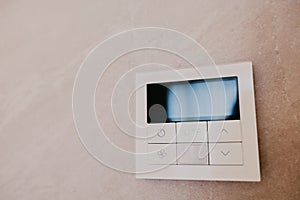 Air conditioner wall controller - Image