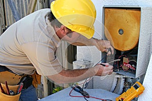 El aire aire acondicionado reparador 2 