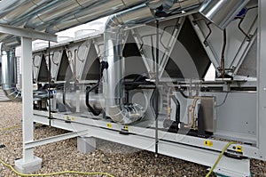 Air cooled water chiller plant with pipework