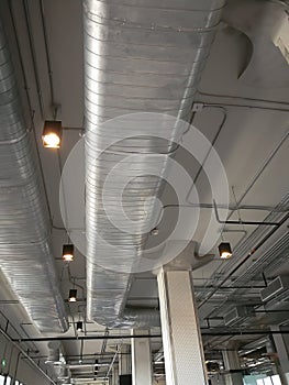 Air duct conduits used in heating, ventilation, and air conditioning system of buildings