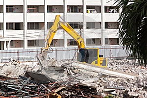 Air extraction system Hydraulic hammer