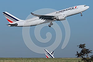 Air France Boeing 777 departure to destiantion