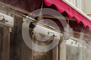 Air humidification by spraying