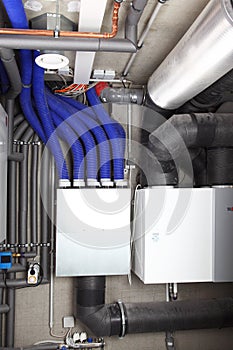 Air ventilation and heating system