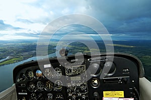 Airborne Cessna Cockpit With Paths