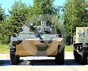 Airborne combat vehicle