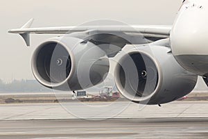 Airbus A380 airplane engines