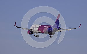 Airbus A320-232 - Wizz Air