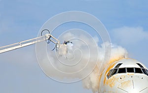 Aircraft de-icing