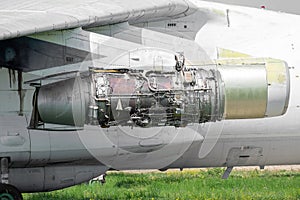 Aircraft engine maintenance