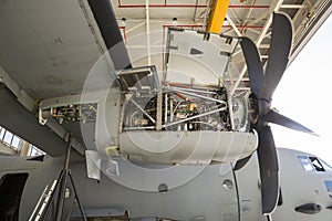 Aircraft engine turbine maintenance