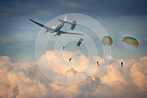 Airdrop of four paratroopers. photo