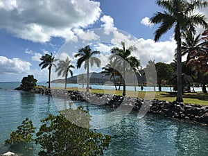 airlie beach sunny day