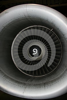 Airplane turbo fan engine