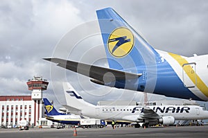 Airplanes at the airport