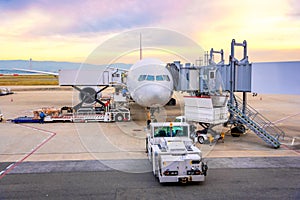 Airport ramp service for for a commercial plane landing